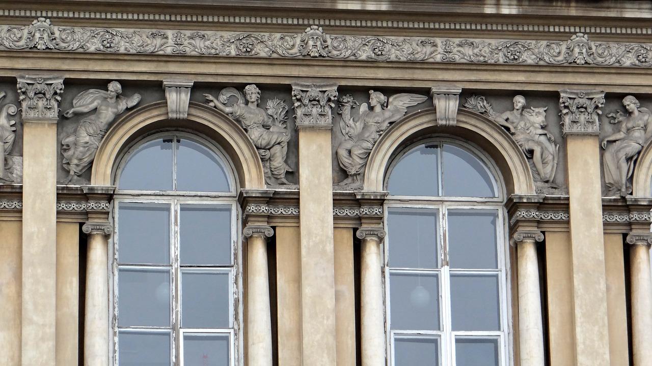 浮雕门成本分析