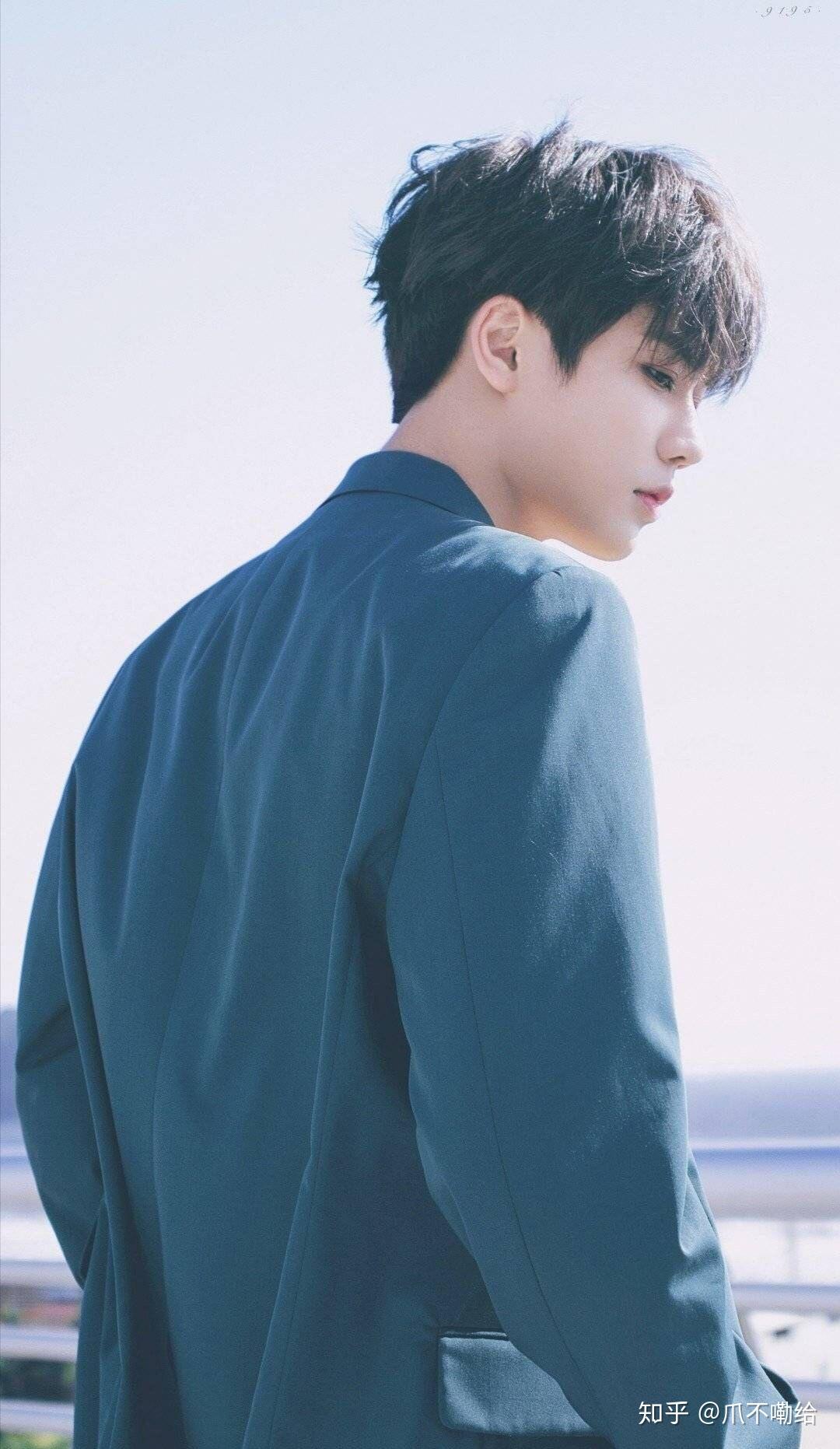 林彦俊有哪些出圈神图? - 知乎