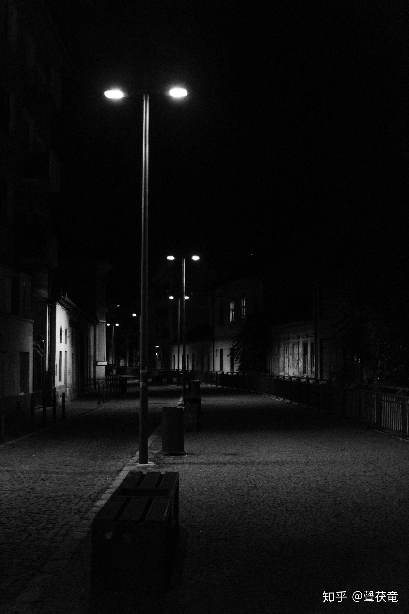 有没有那种黑暗孤独到极致的壁纸? - 知乎