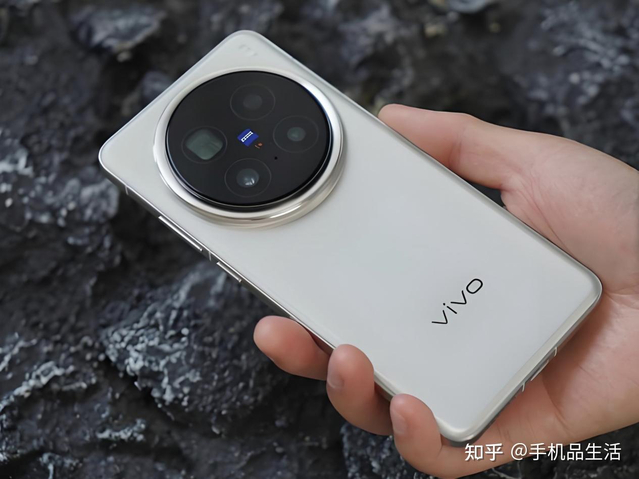 为什么都说vivo的X系列建议只选Pro版本呢?看完你就懂了