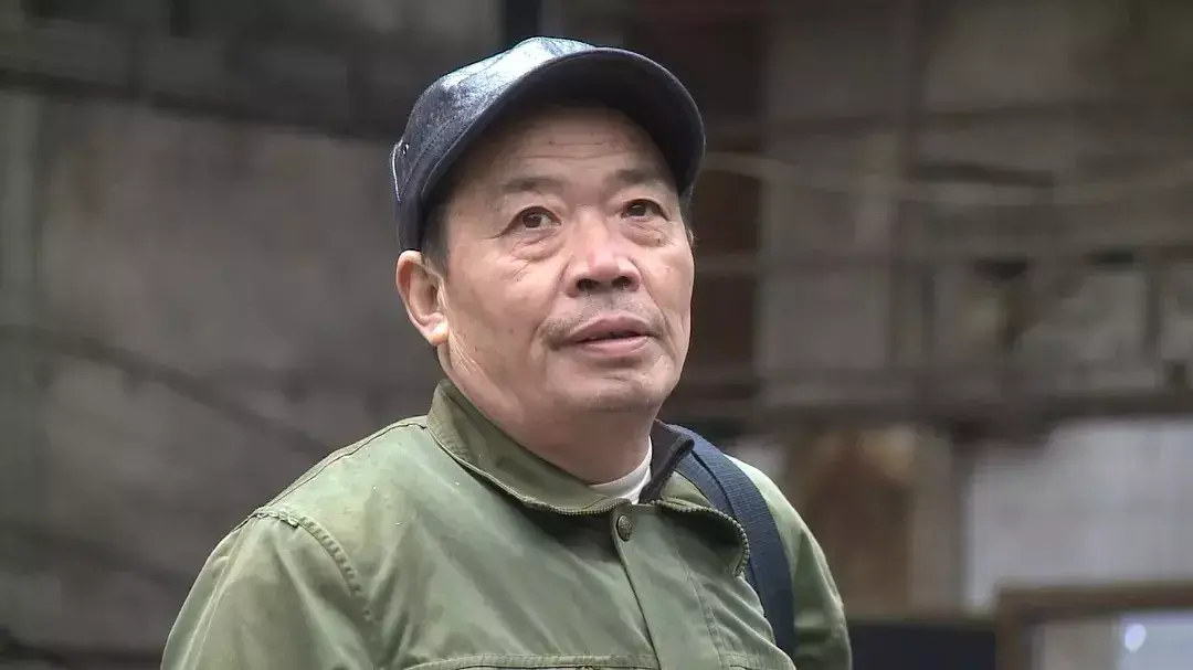 如何评价纪录片《最后的棒棒》? - 知乎