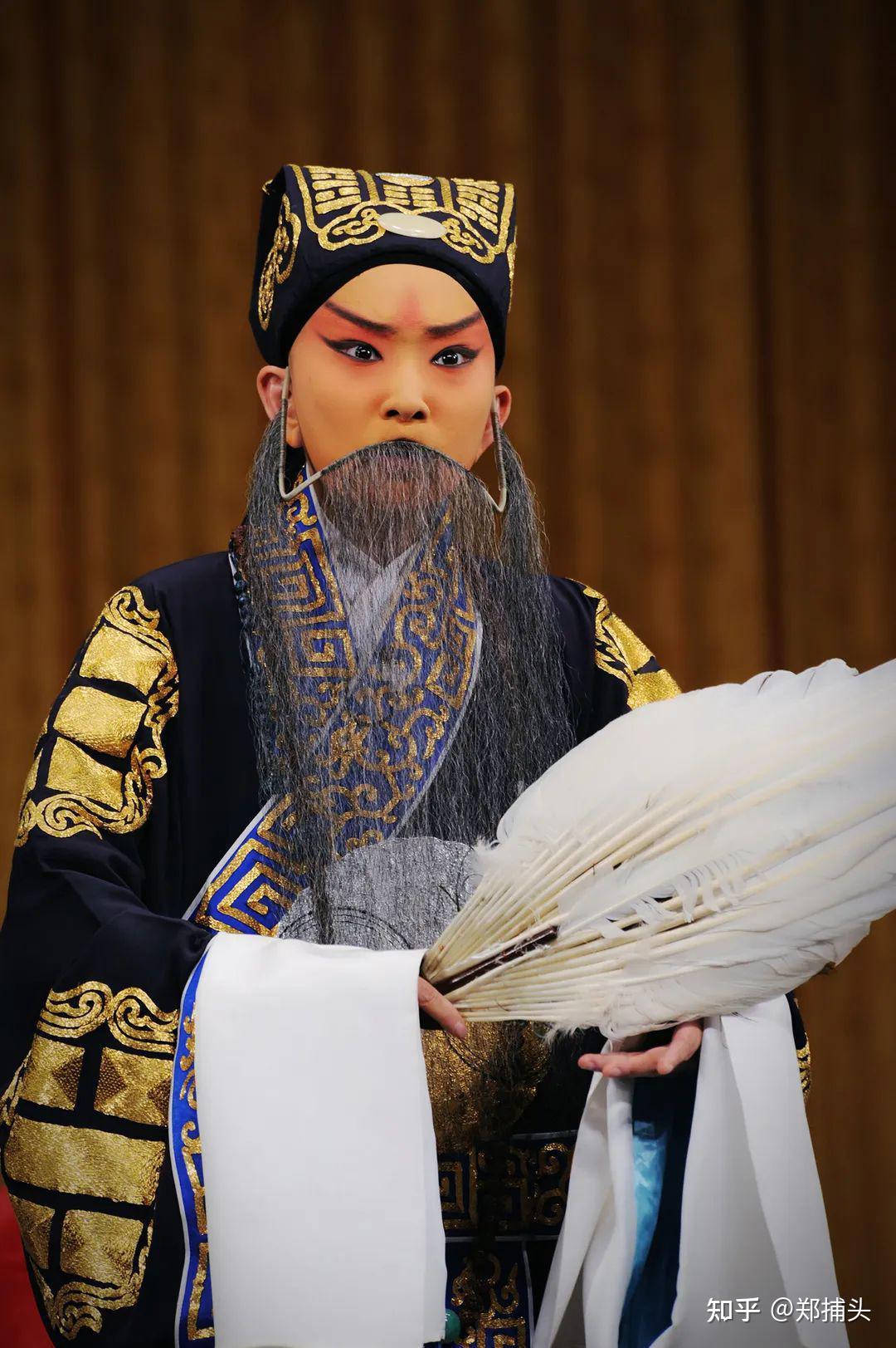 怎样看待郭德纲开的麒麟剧社这对京剧的普及会不会有很大的帮助