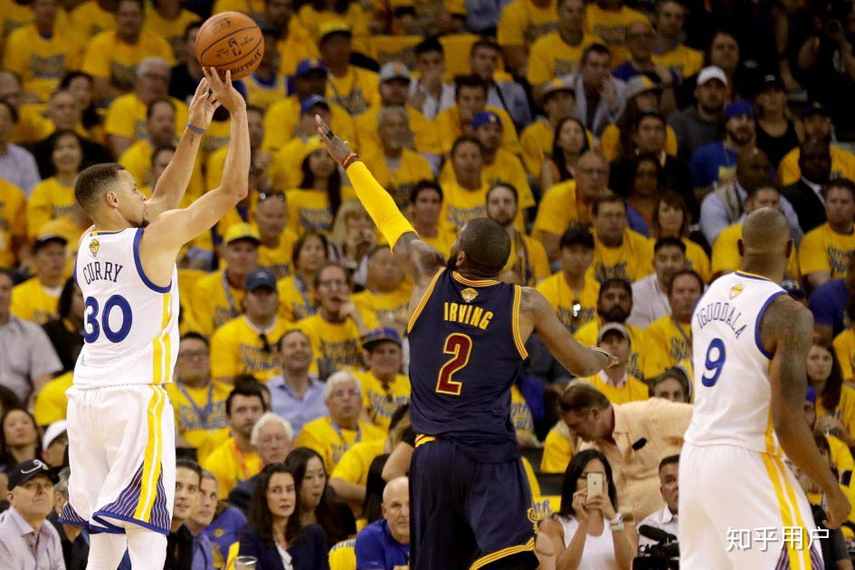 欧文和库里对位的高清电脑壁纸!