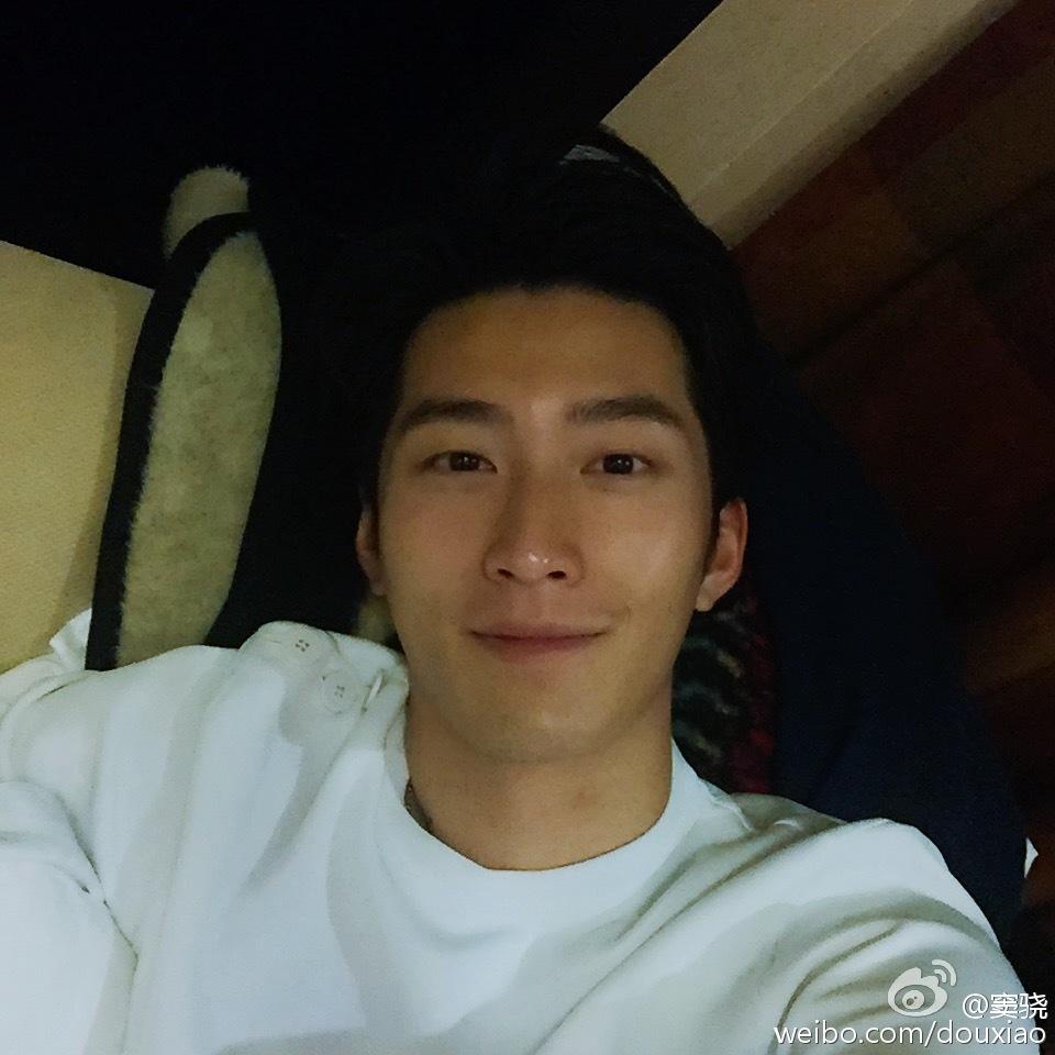 窦骁的美图或搞怪图有哪些?-窦骁帅照