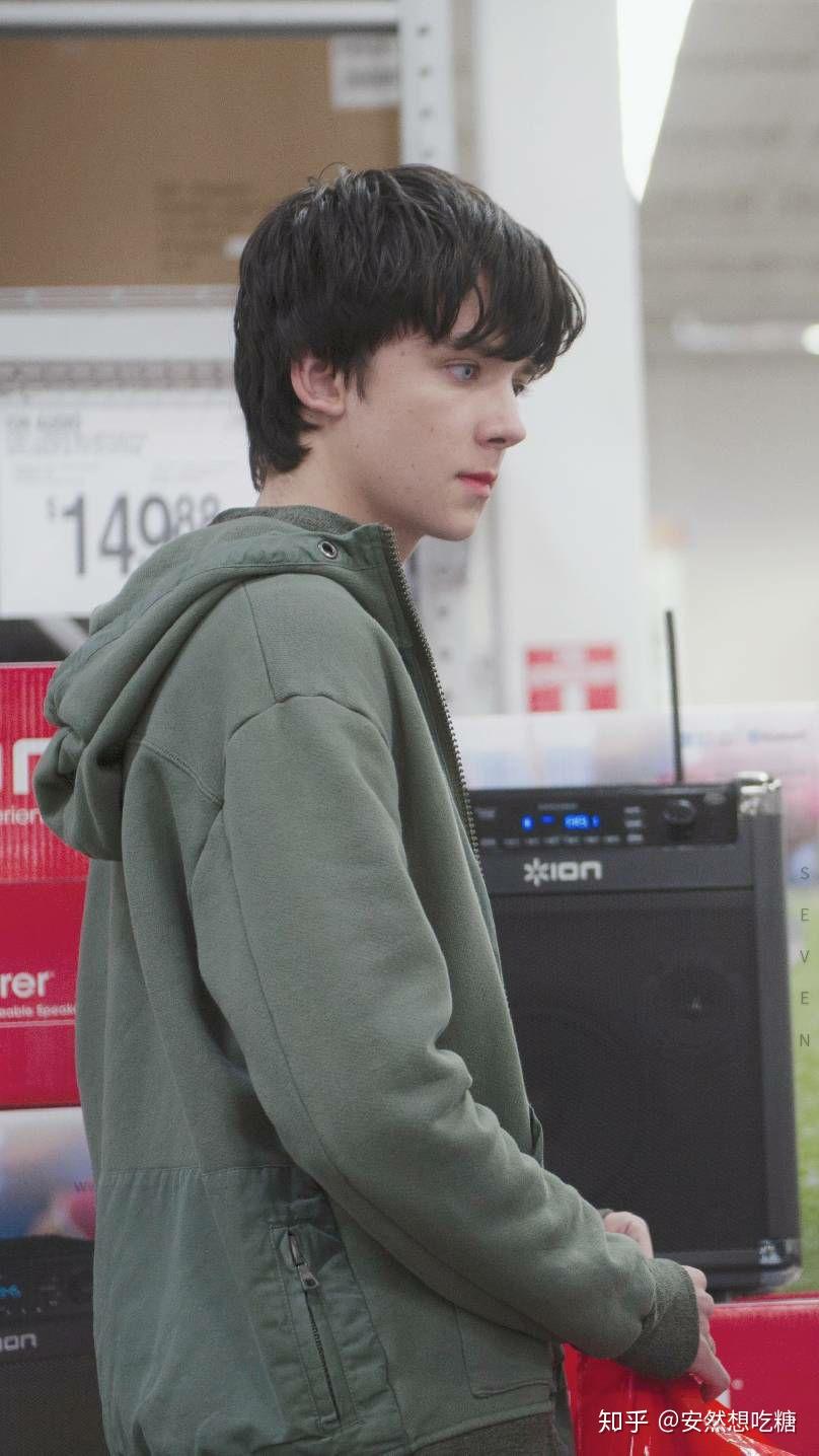 如何评价阿沙·巴特菲尔德(asa butterfield)? - 知乎