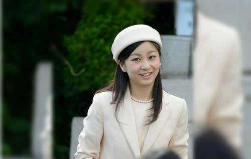 日本最叛逆公主!曾穿着大胆跳辣舞,还公开祝福姐姐嫁渣男?