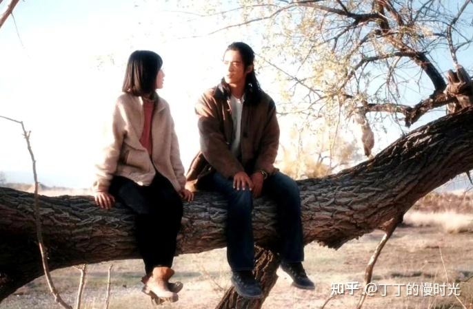 《我的阿勒泰》：张凤侠至死不知，村主任抛下她们母女的真正原因 - 知乎