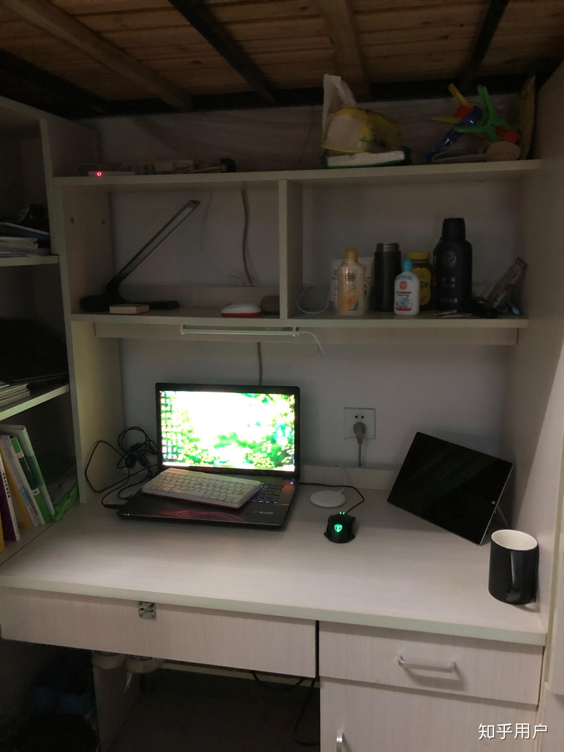 请问南通大学主校区宿舍的床多大