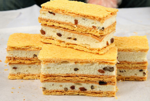 拿破仑蛋糕为什么叫"拿破仑"?自己在家里如何制作拿破仑蛋糕?