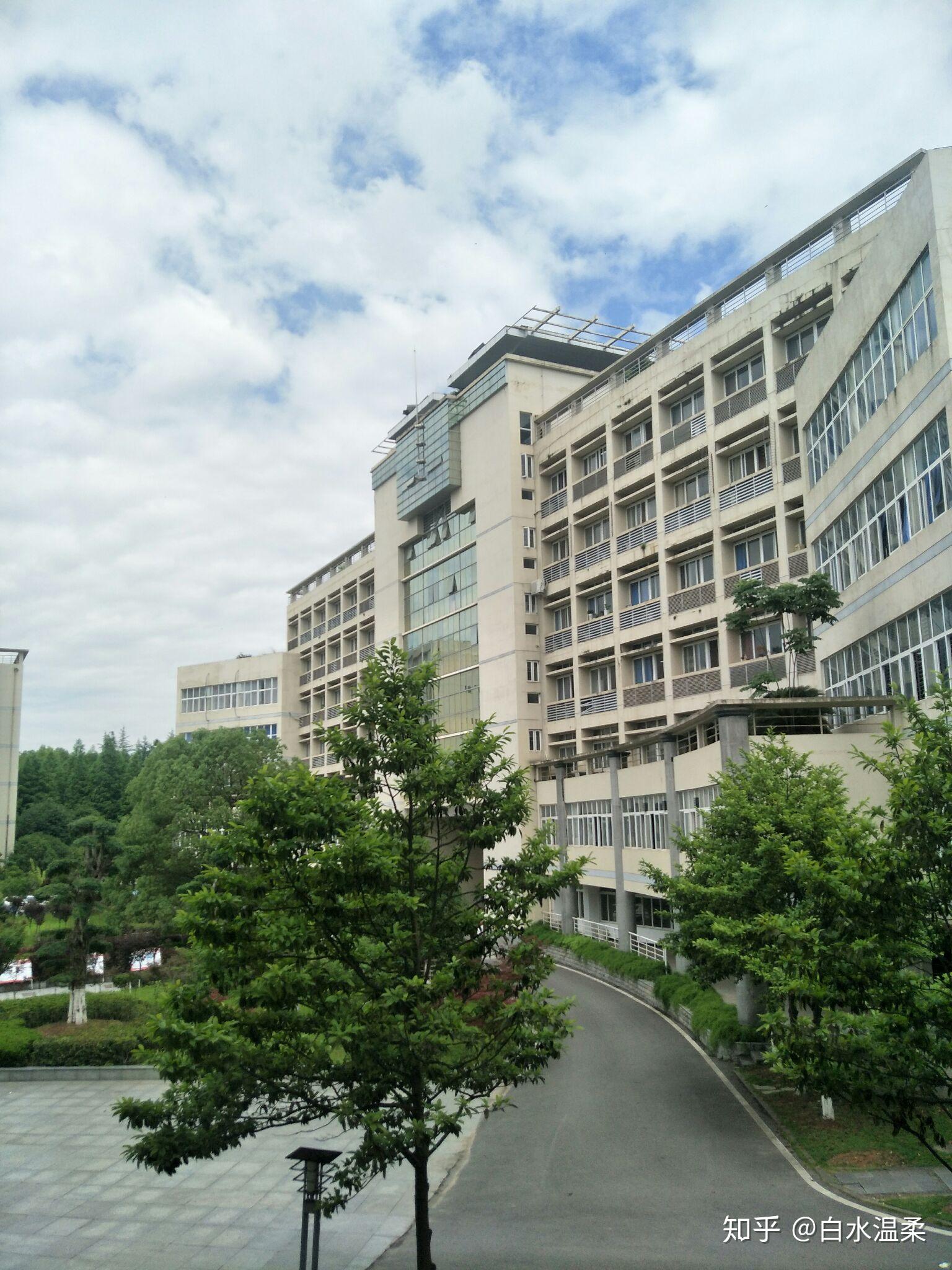 山峡大学科技学院图片