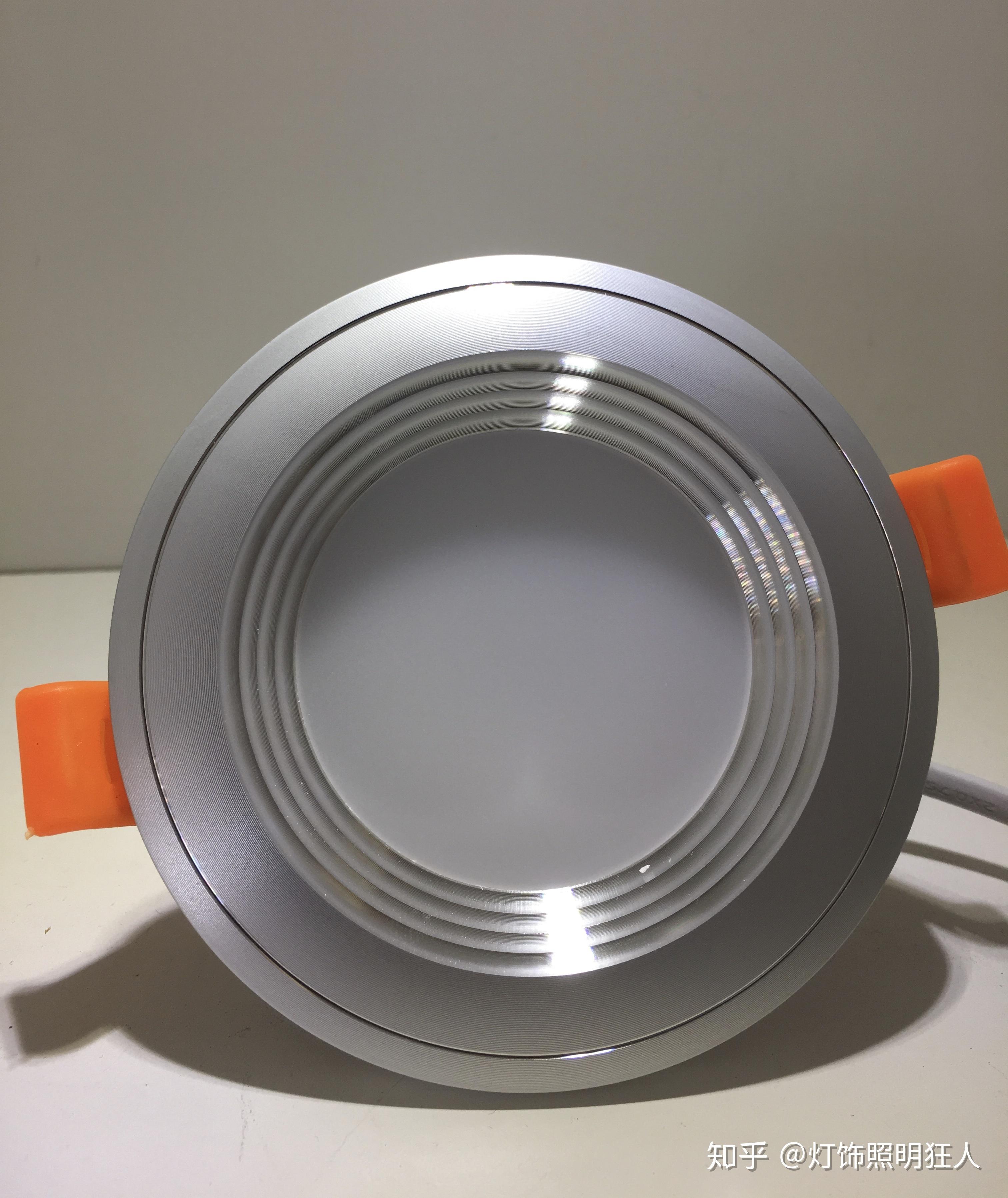 网上哪家灯具好