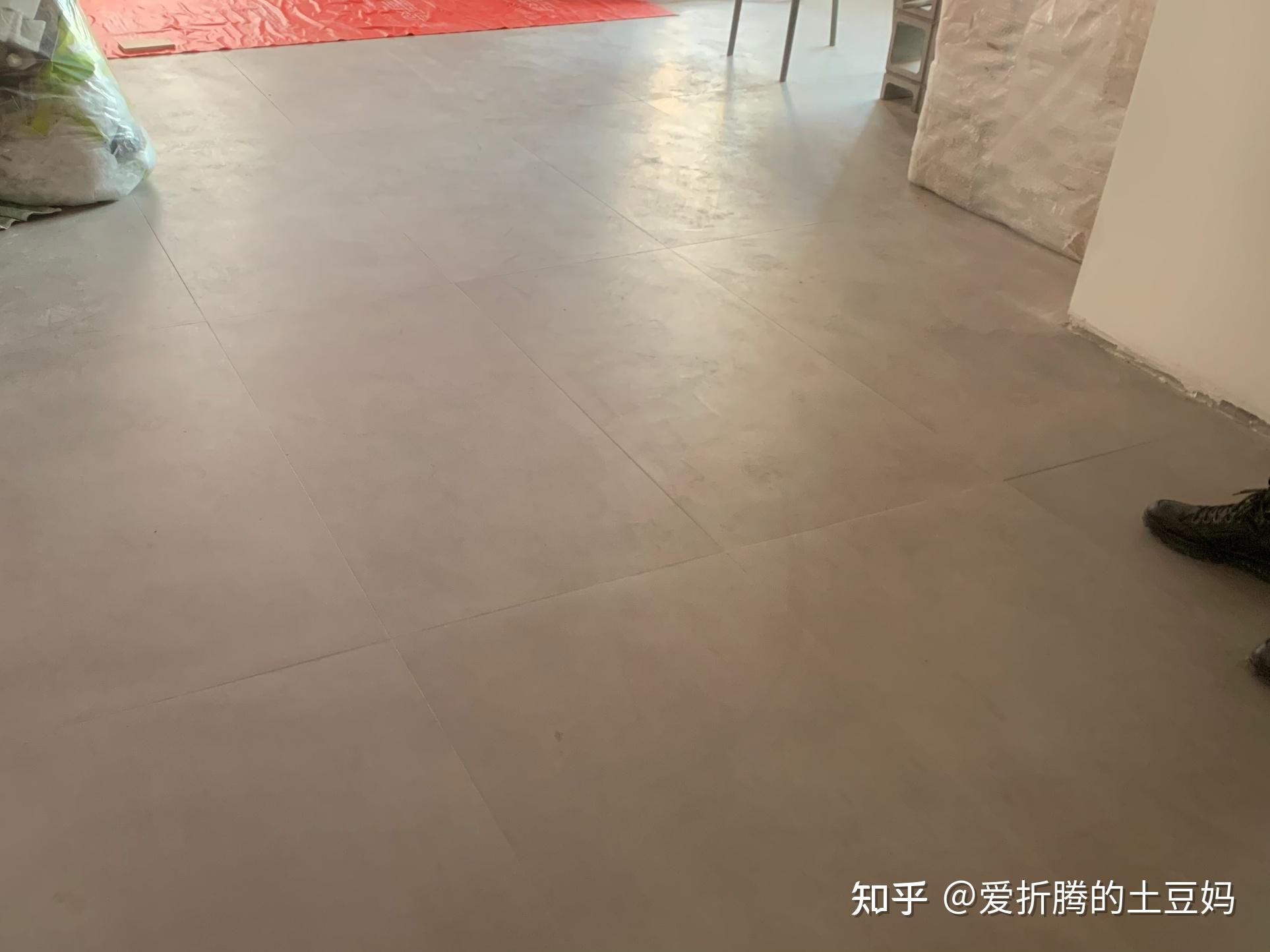 家里装地暖的话,安装木地板还是铺瓷砖? - 知乎