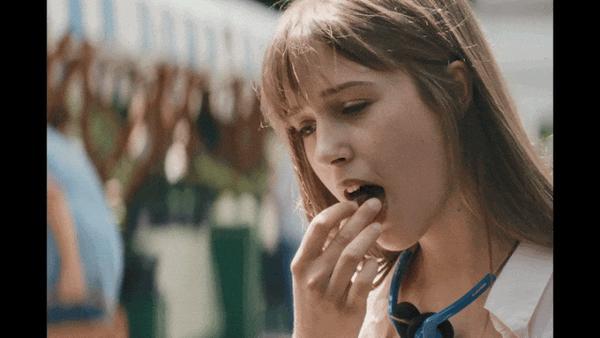 《女孩，你怎么了？》烂番茄100%，小语种爆款