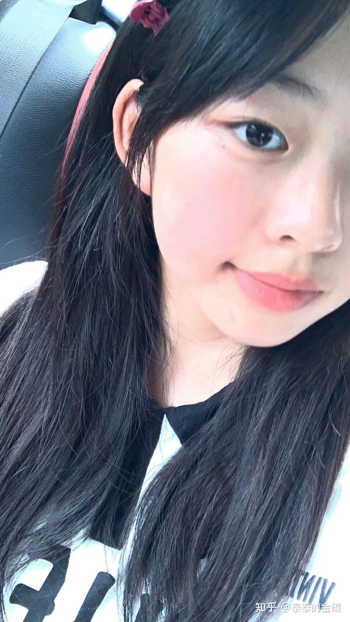 生活中普通的女孩子长得好看的很多吗