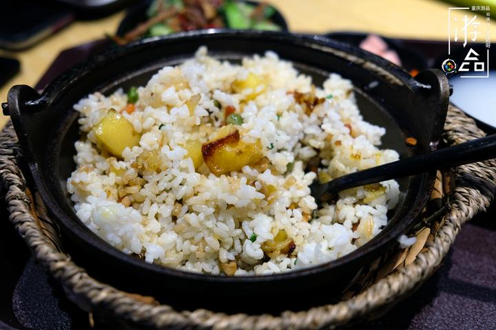 重庆人自己的“煲仔饭”,味道浓郁而独特,我们叫它箜饭 - 知乎