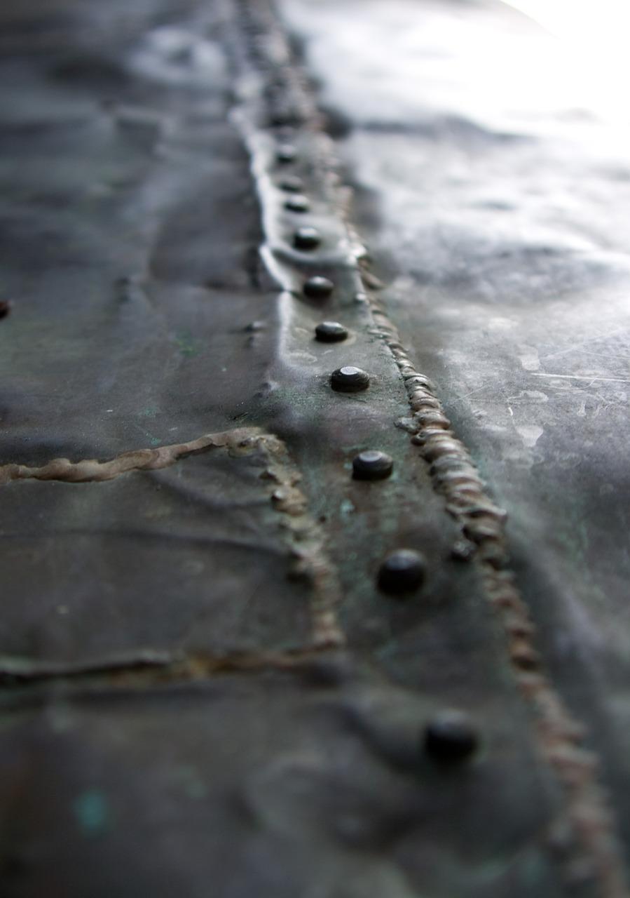 如何清洗铝合金门