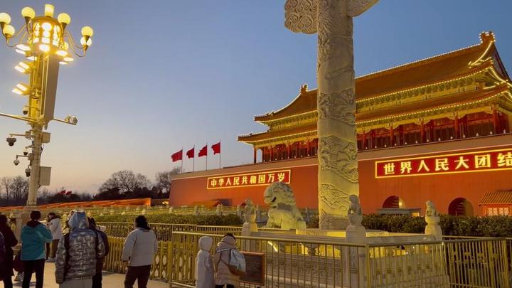 中国为何喜欢当冤大头?美国缺钱给送钱,越南缺电给送电 - 知乎