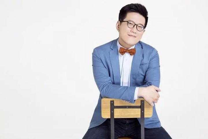 《奇葩说》冠军黄执中:说服人的三个逻辑