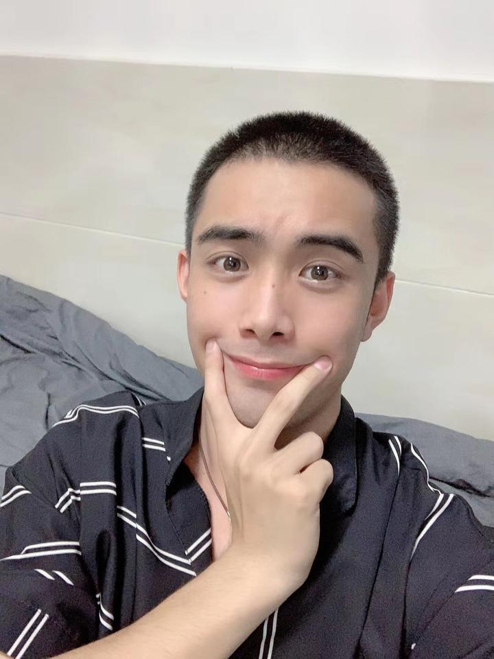 摄影师分享：男生这样拍帅爆了 - 知乎