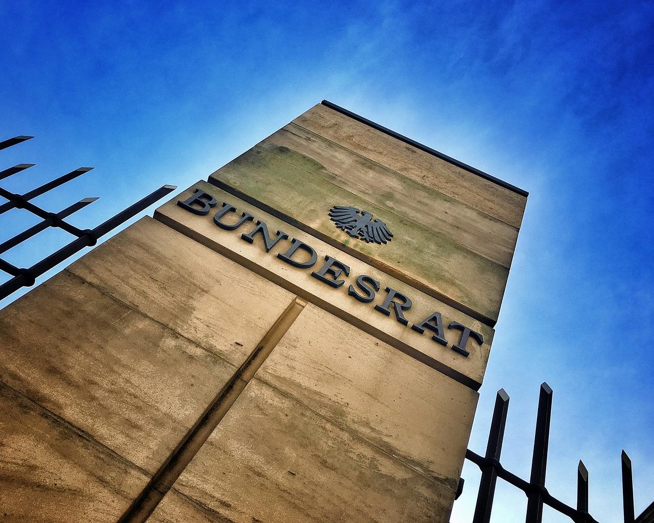 2. 配套设施齐全