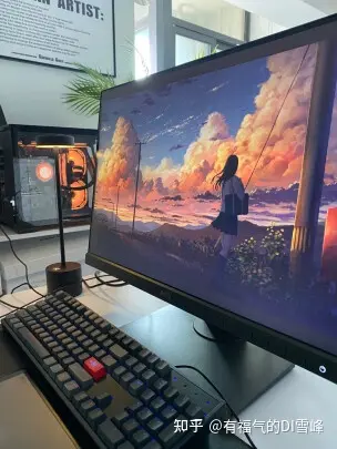 显示器一开机就五彩的什么原因_显示器色域范围_显示器尺寸选择