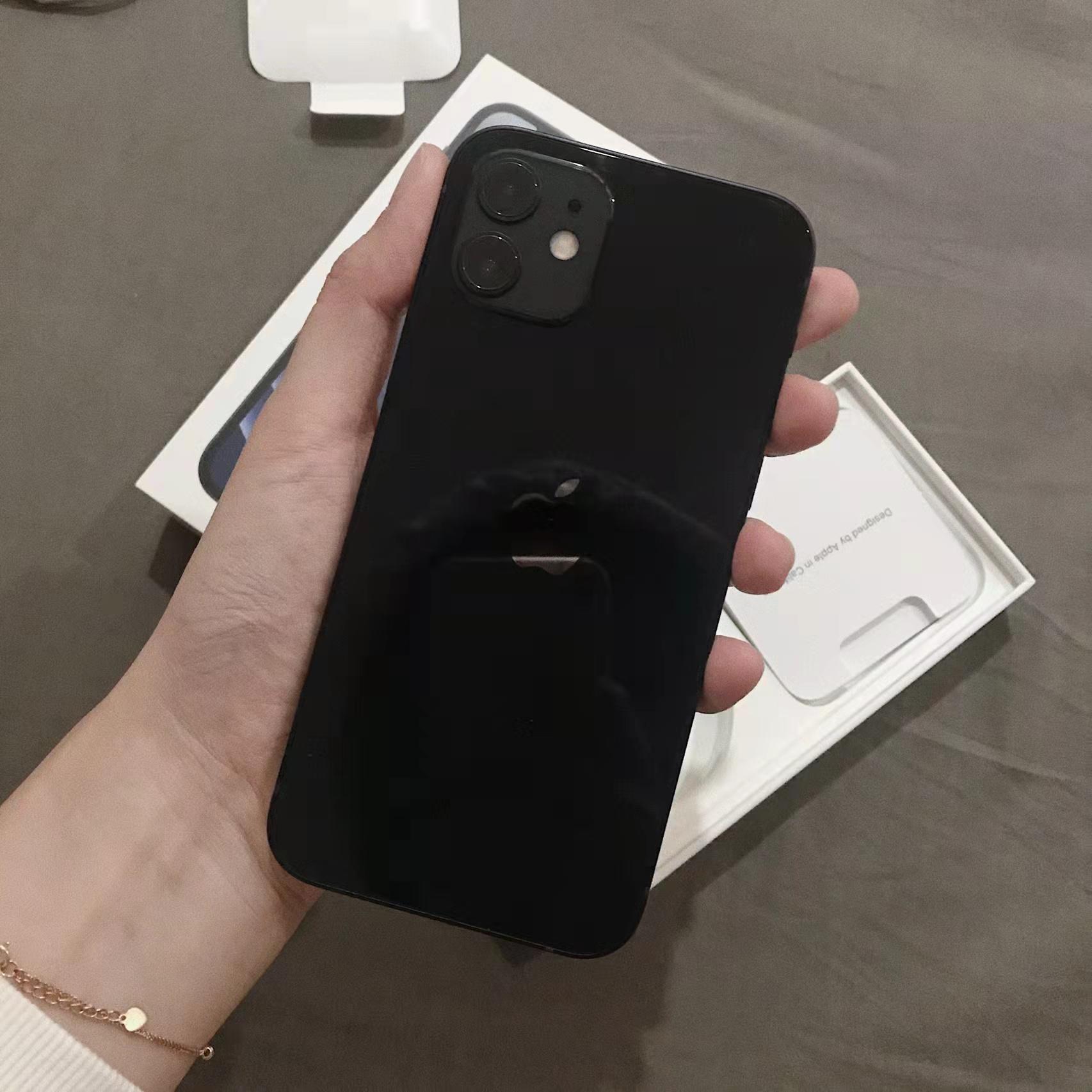 很纠结买苹果12还是苹果13mini? - 知乎