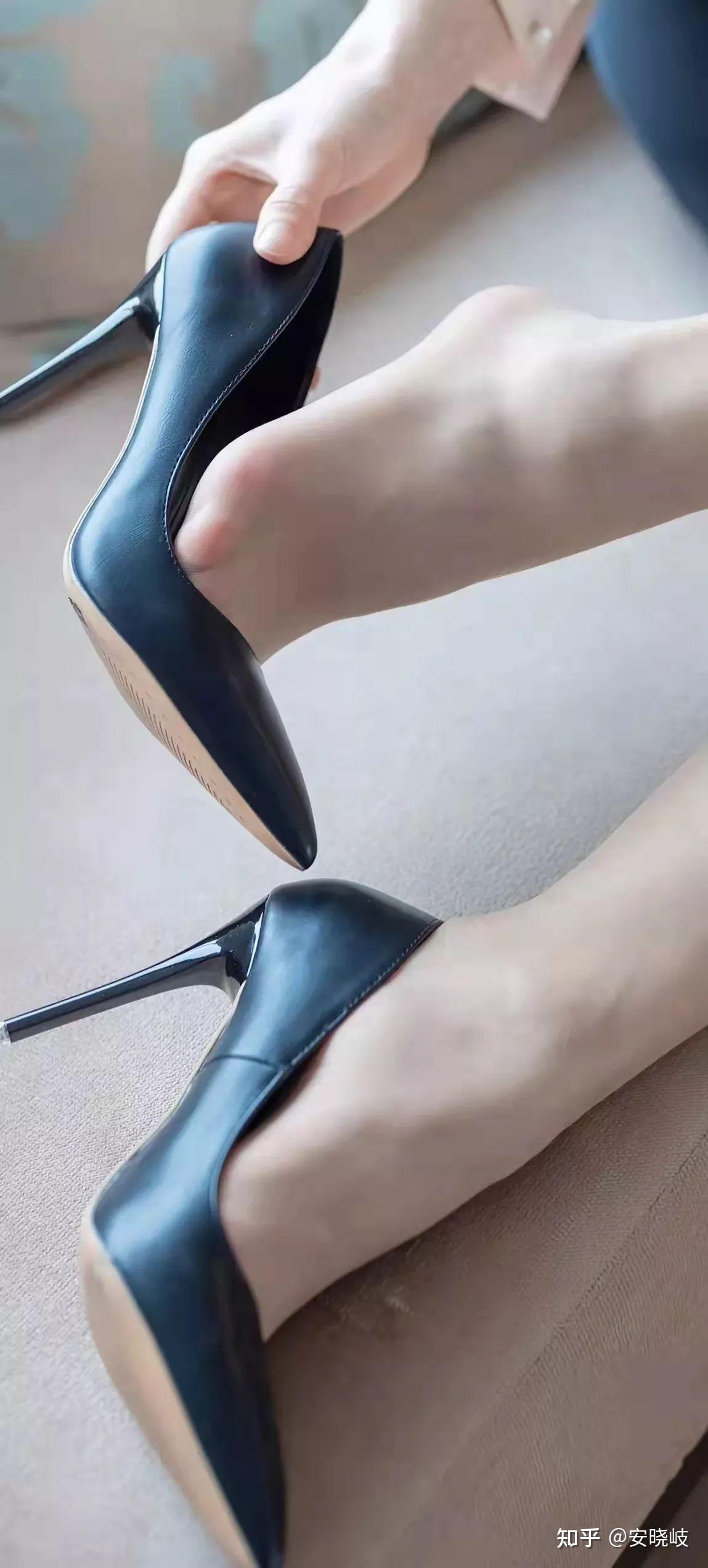 说说女生脚大是一种怎样的体验