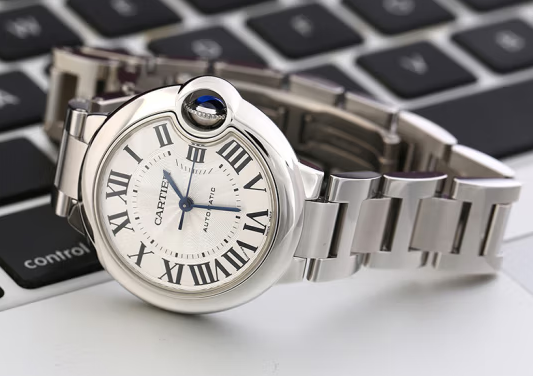 卡地亚蓝气球系列手表为什么那么受欢迎?