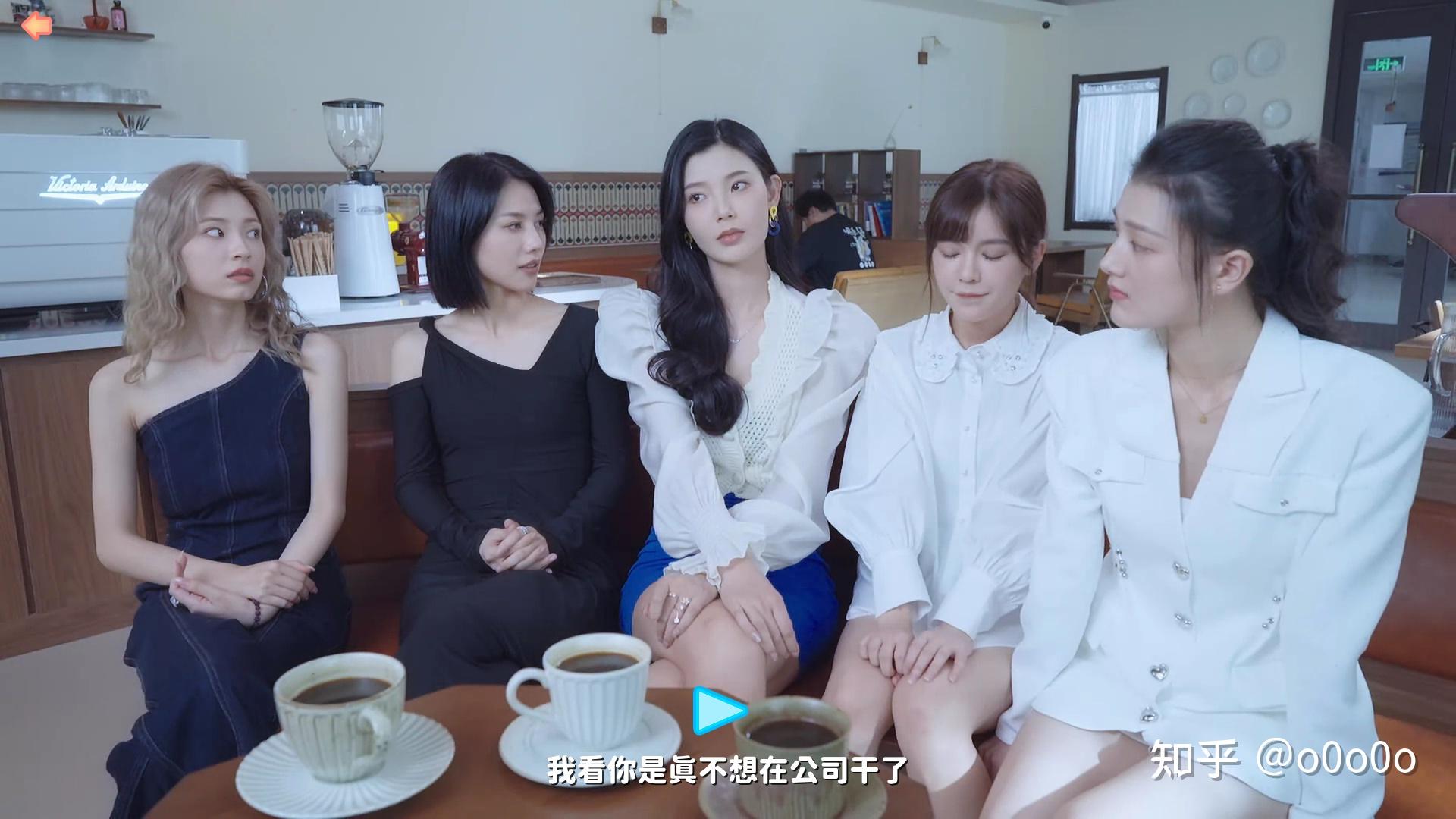 steam游戏完蛋我被美女包围了已上线如何评价该游戏