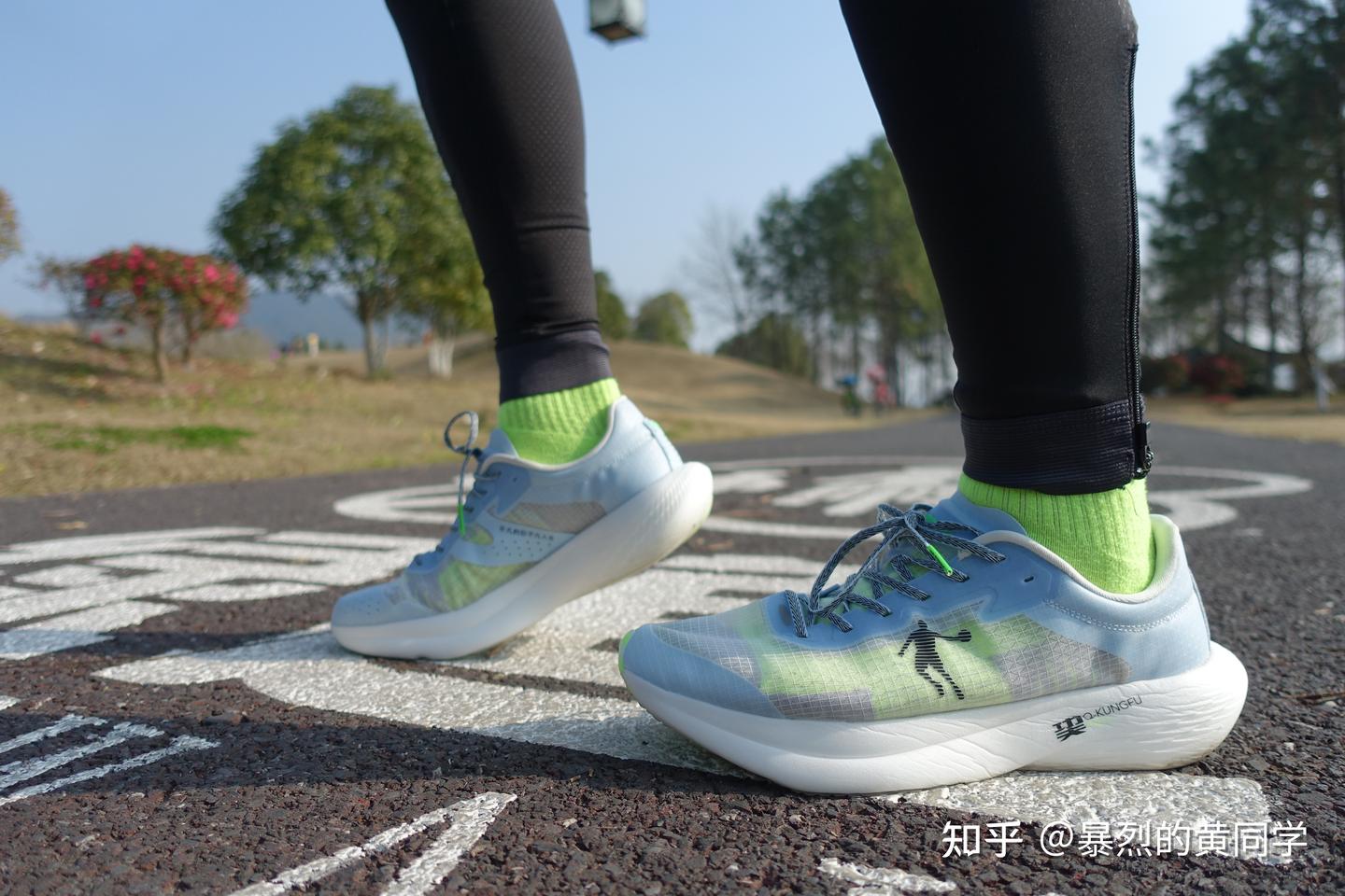 普通跑步爱好者也能穿碳板跑鞋？- 乔丹飞影PB 35公里上脚感受- 知乎