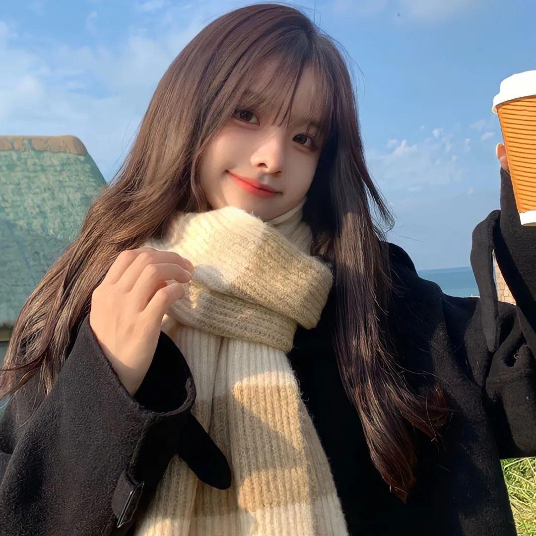 有没有好看的单身酷酷的微信女头像?