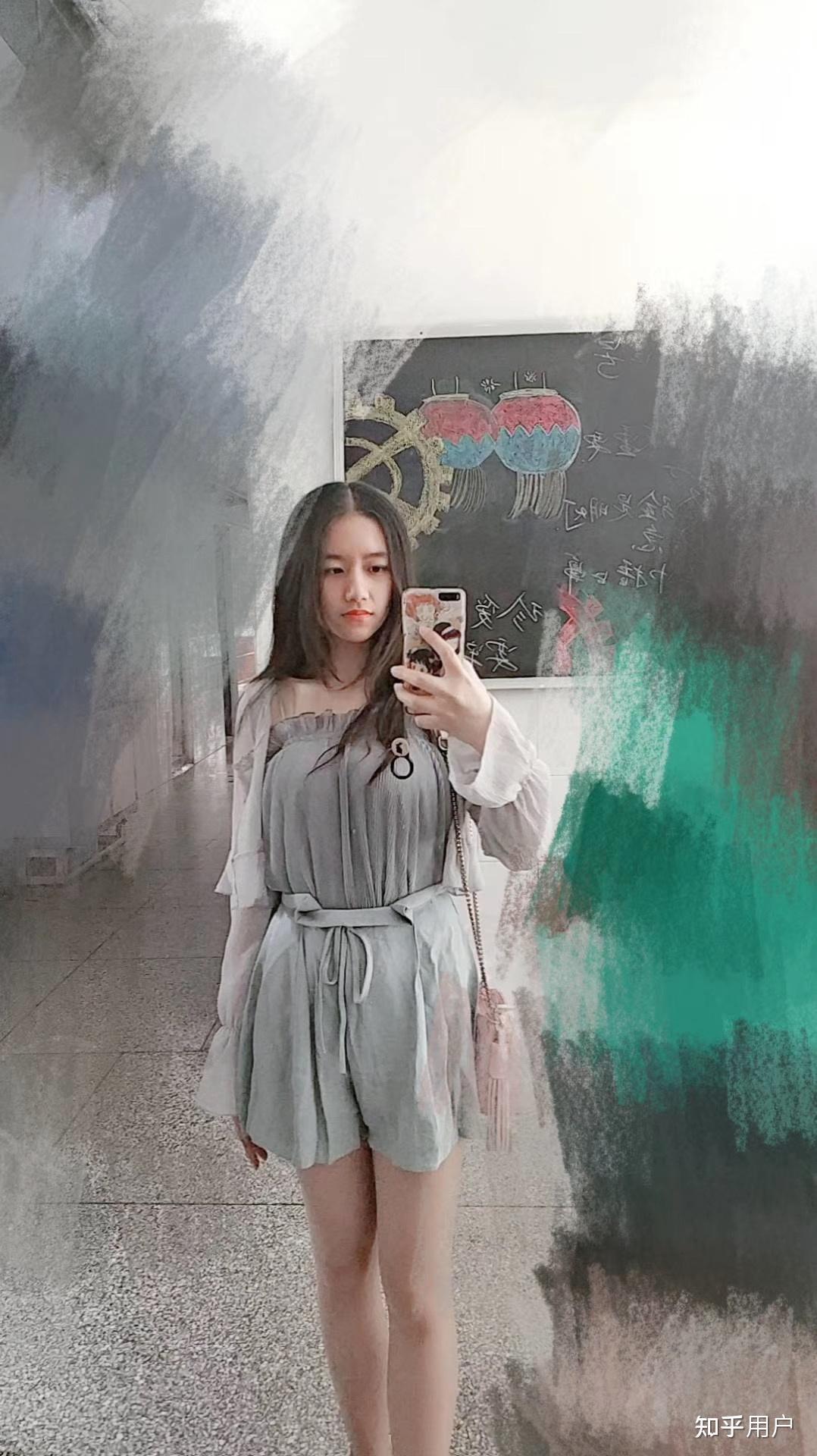 34b怎么会觉得自己胸大呢是因为只有150的身高吗我感觉自己穿衣服很丑