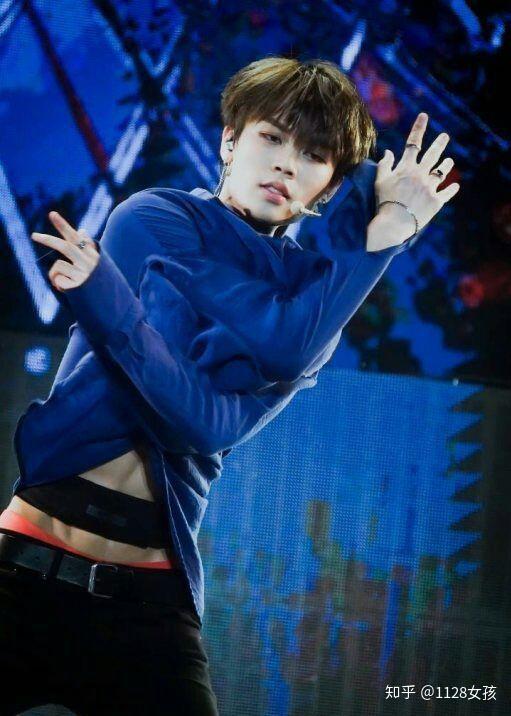 林彦俊的腹肌有多好看