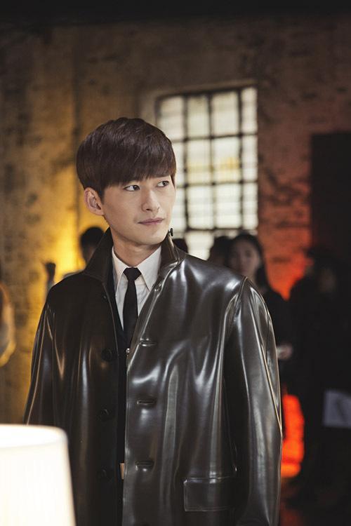 《战狼2》之后,张翰的地位将如何? - 知乎