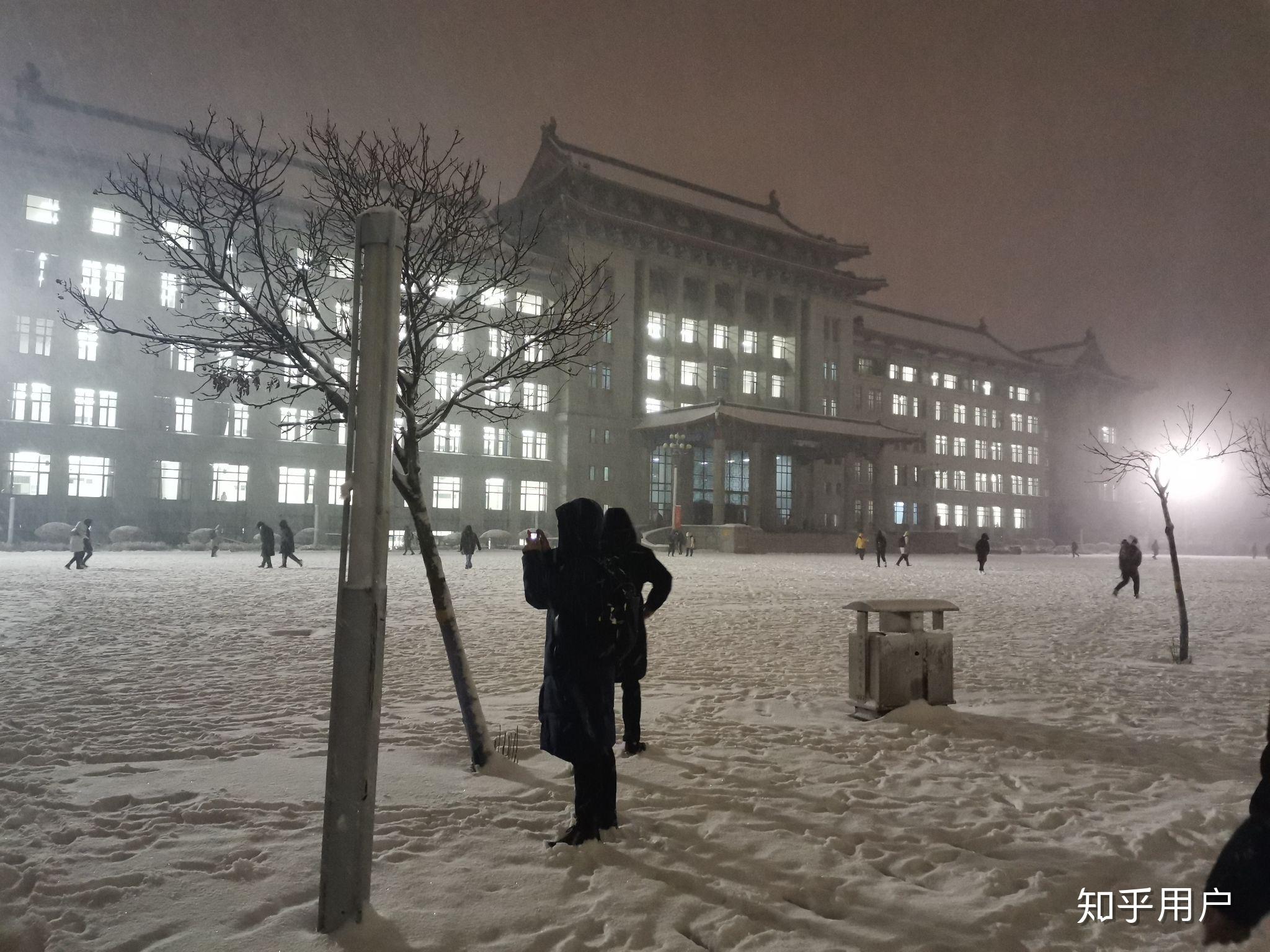 如何看待哈爾濱工程大學男生寢室晚斷電熄燈時間從11點半改為10點半