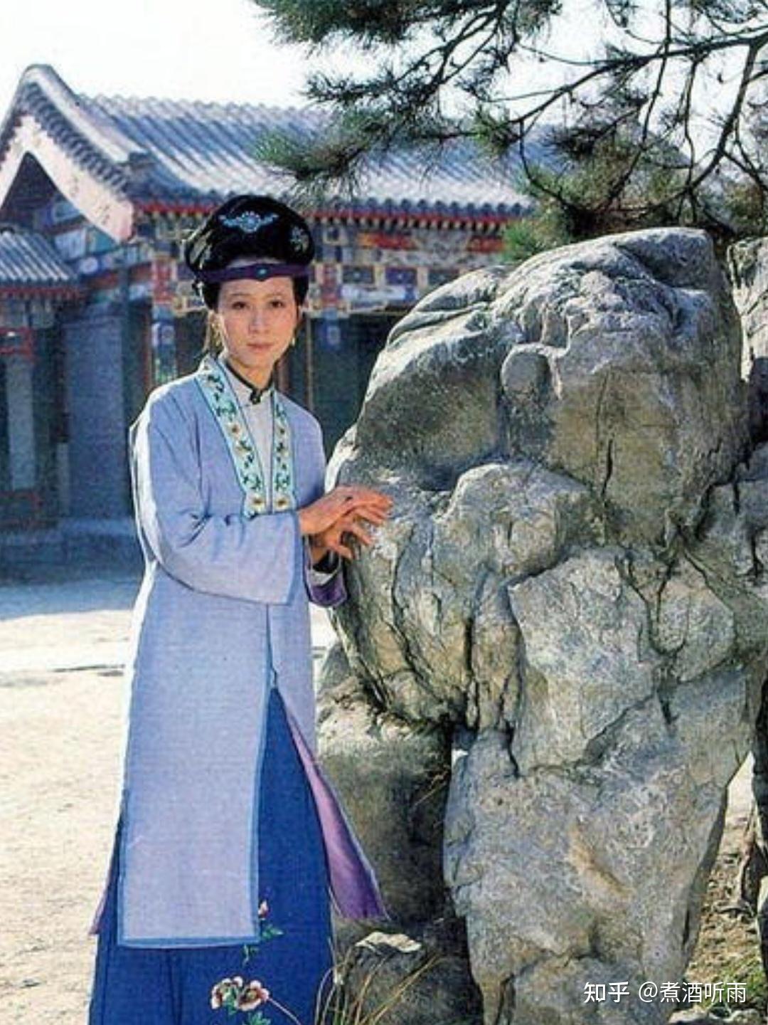 李纨:红楼梦中的独特女性——在礼教枷锁与生命韧性间的孤傲绽放 - 知乎