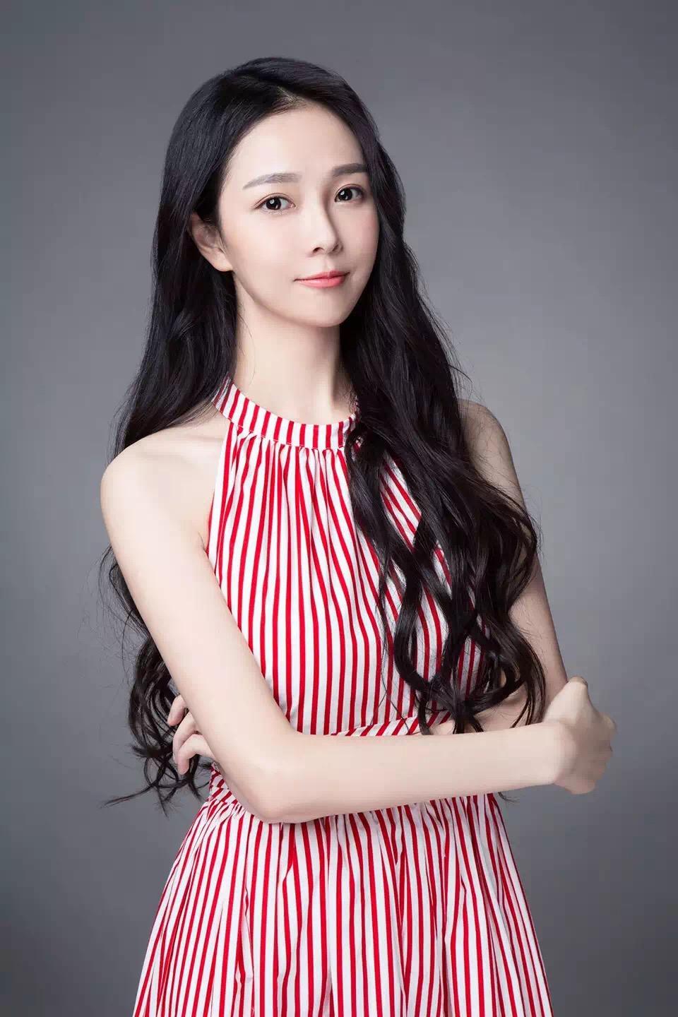 生活中你见过的最美女性长什么样