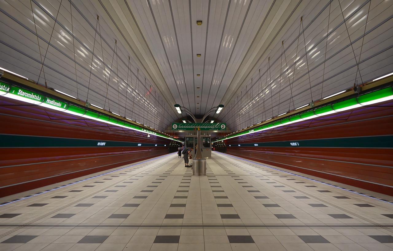 2. 地铁埋深探秘