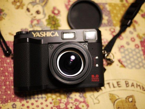 如何评价yashica推出的全新数字胶片相机y35?