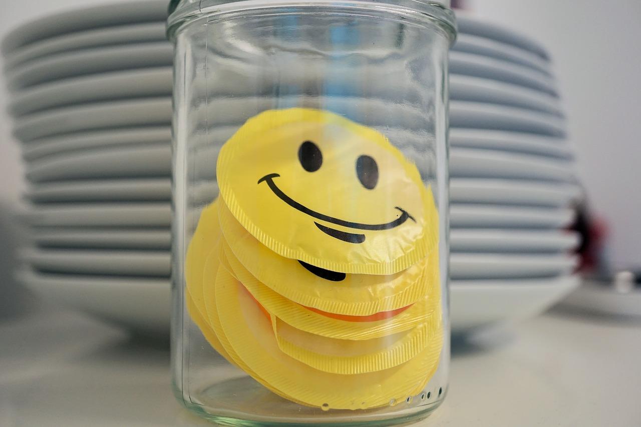 双层玻璃爆裂如何处理