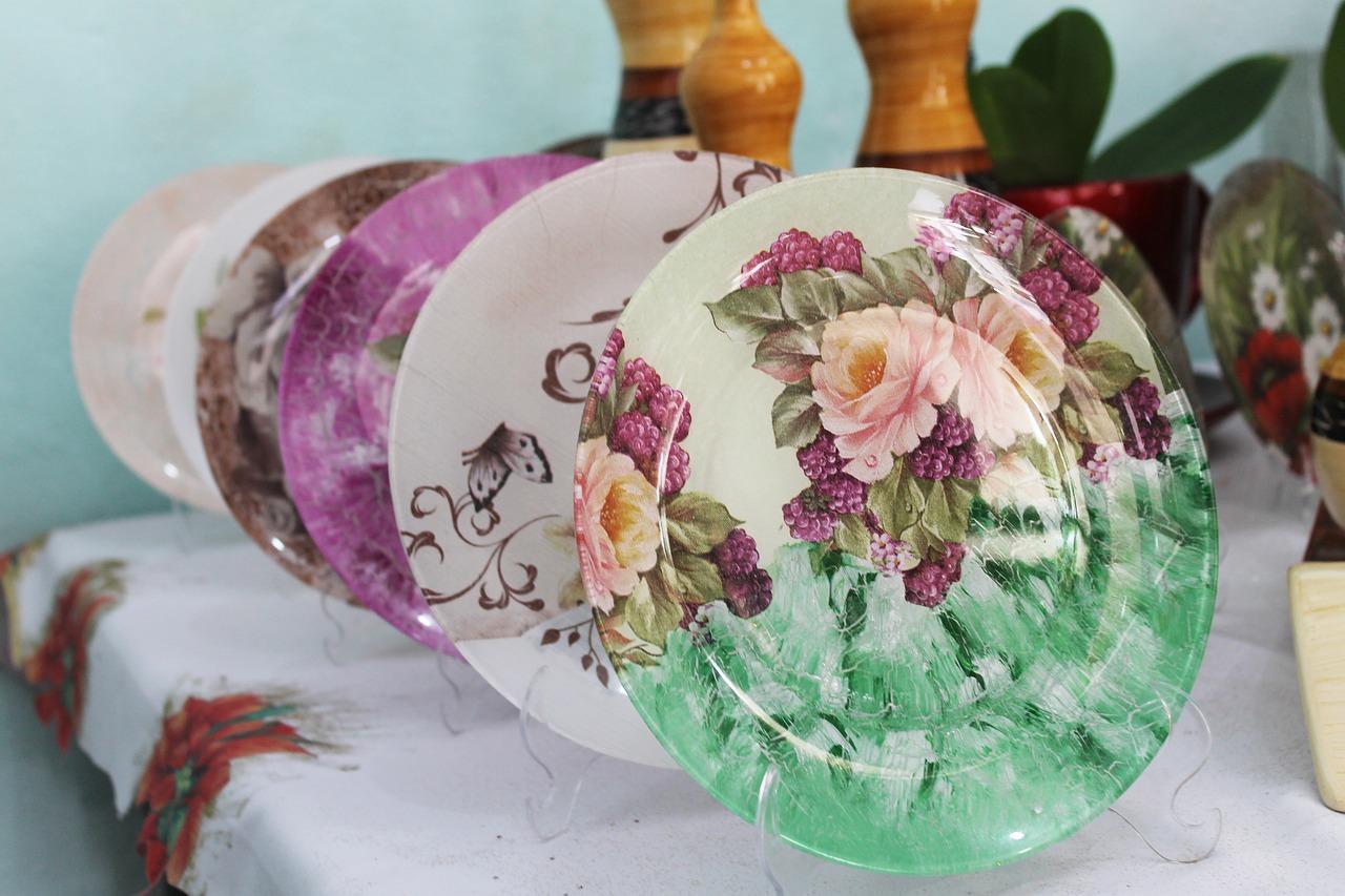 陶瓷跟骨瓷有什么区别