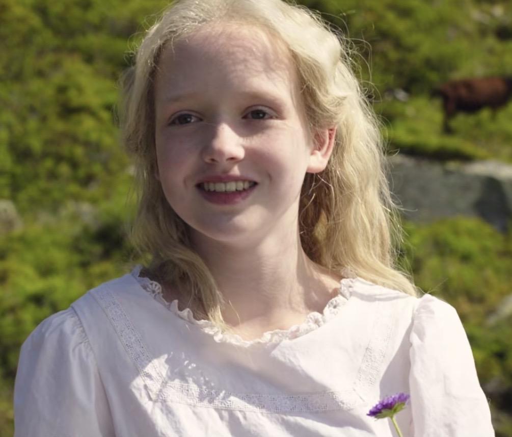 大家有没有海蒂和爷爷中克拉拉的头像啊(高清一点)? - 知乎