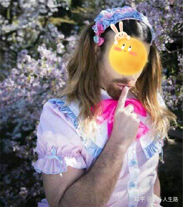 为什么男性穿女装就会引起议论,但反之似乎不会?