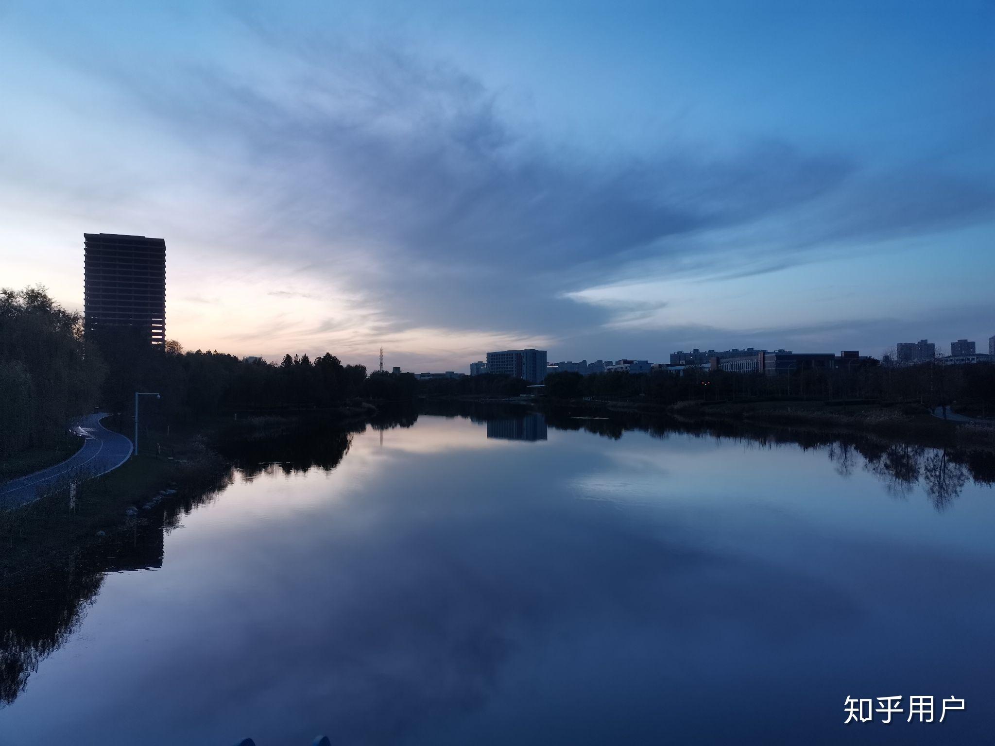 河南财经金融龙子湖校区的简单介绍 河南财经金融龙子湖校区的简单

先容
（河南财经金融学校龙子湖校区怎么样） 金融财经