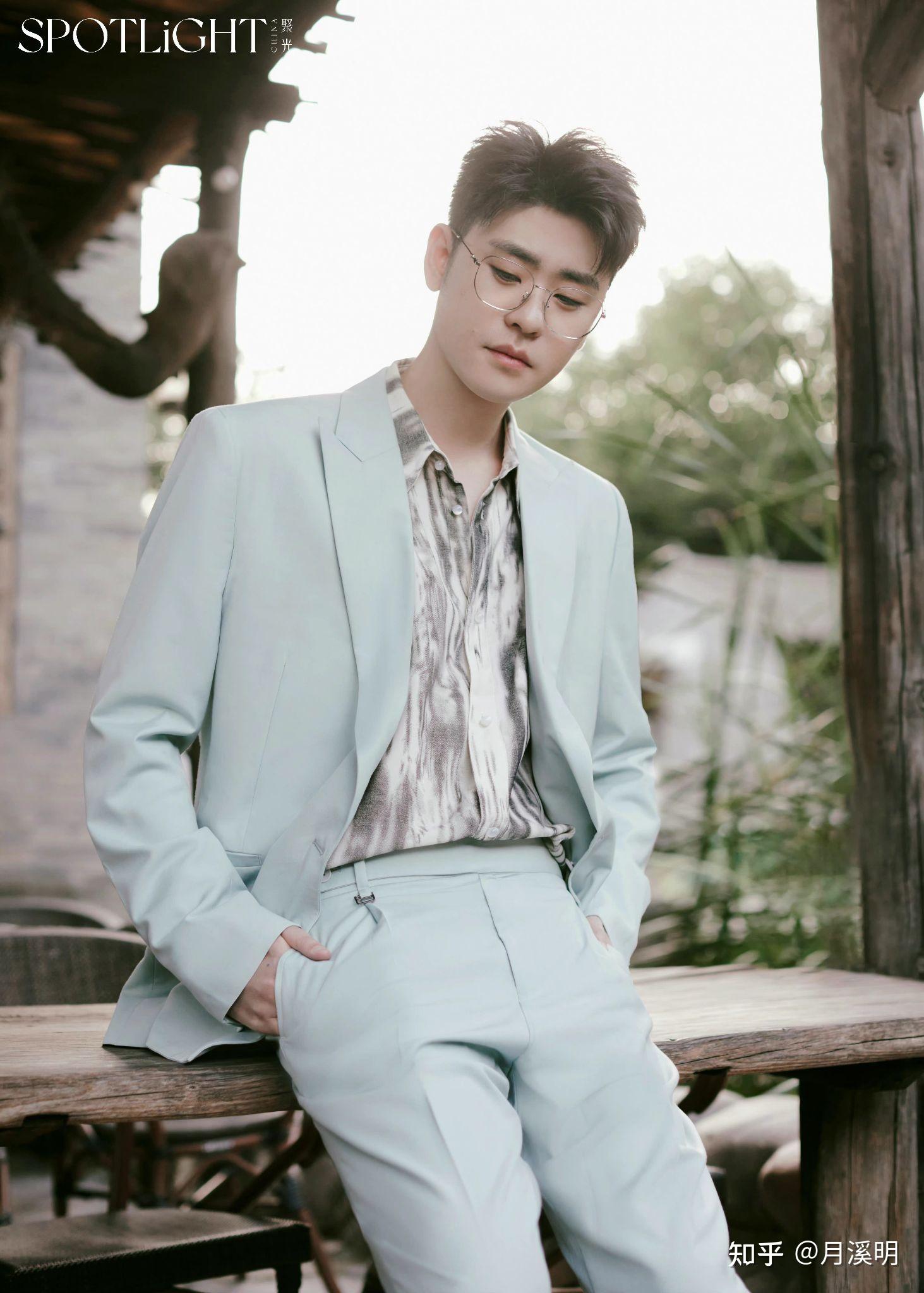 如何评价张云雷的公益歌曲《误以为你以为》? - 知乎