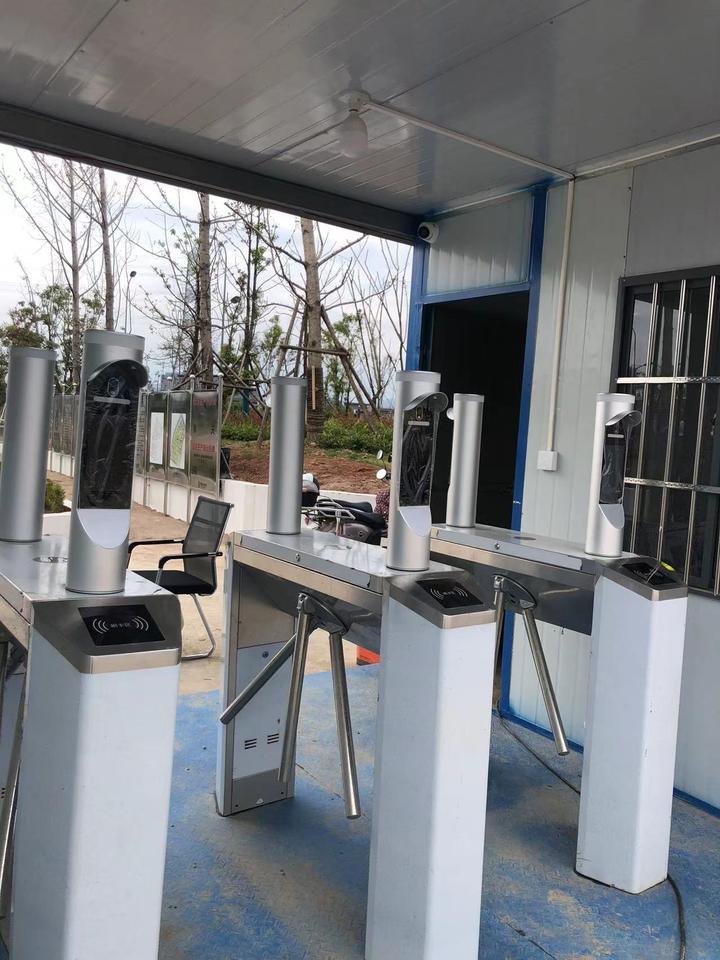 人脸识别门禁闸机安装注意事项