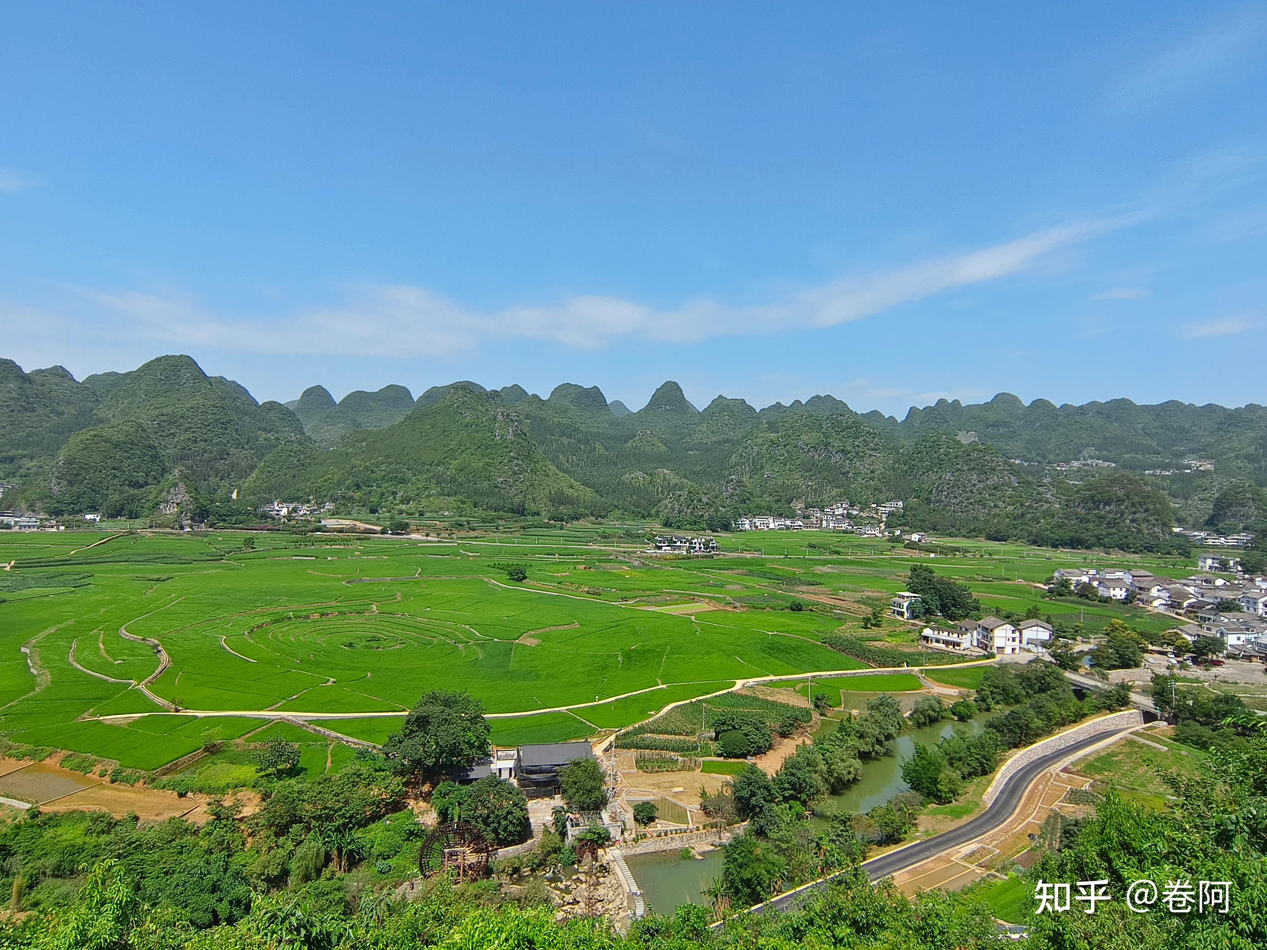 三大自然景观,马岭河峡谷,万峰林,万峰湖