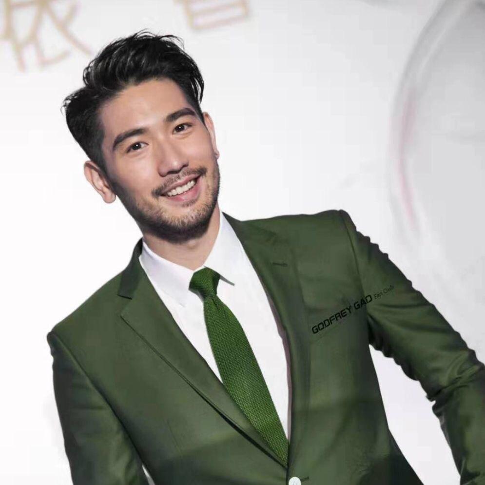 你手中有哪些高以翔的高清图吗分享一下