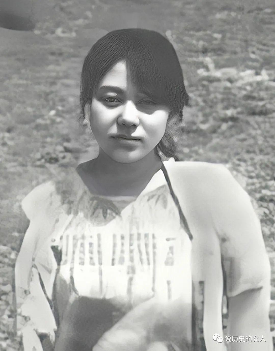最美死刑犯任雪，1993年被枪毙时突然张开了嘴，原因：不想毁容 - 知乎