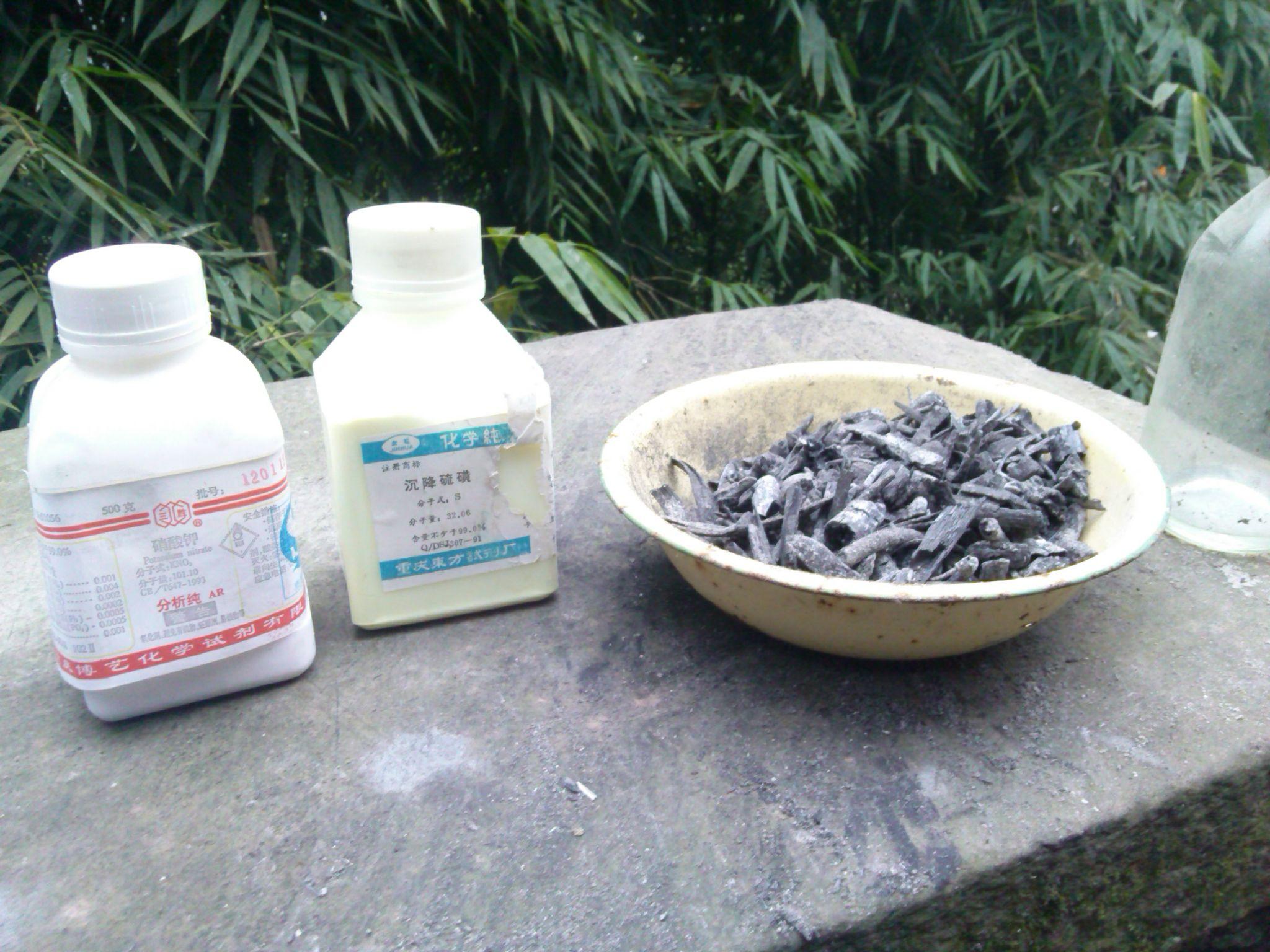 刚学化学时有什么作死的行为? - 知乎